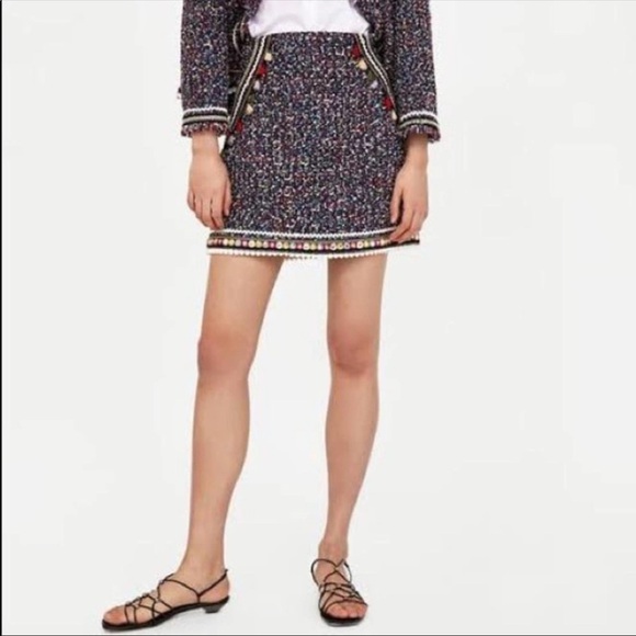 ZARA Woman Tweed Tassel Skirt size medium - Picture 1 of 10